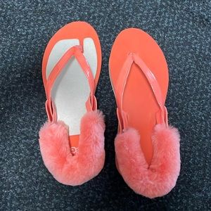UGG fur back flip flops